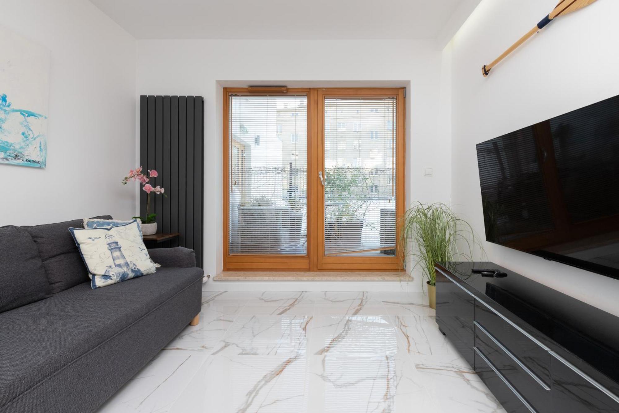 Batorego 7 Apartament With Terrace & Parking Downtown Gdynia By Renters Esterno foto
