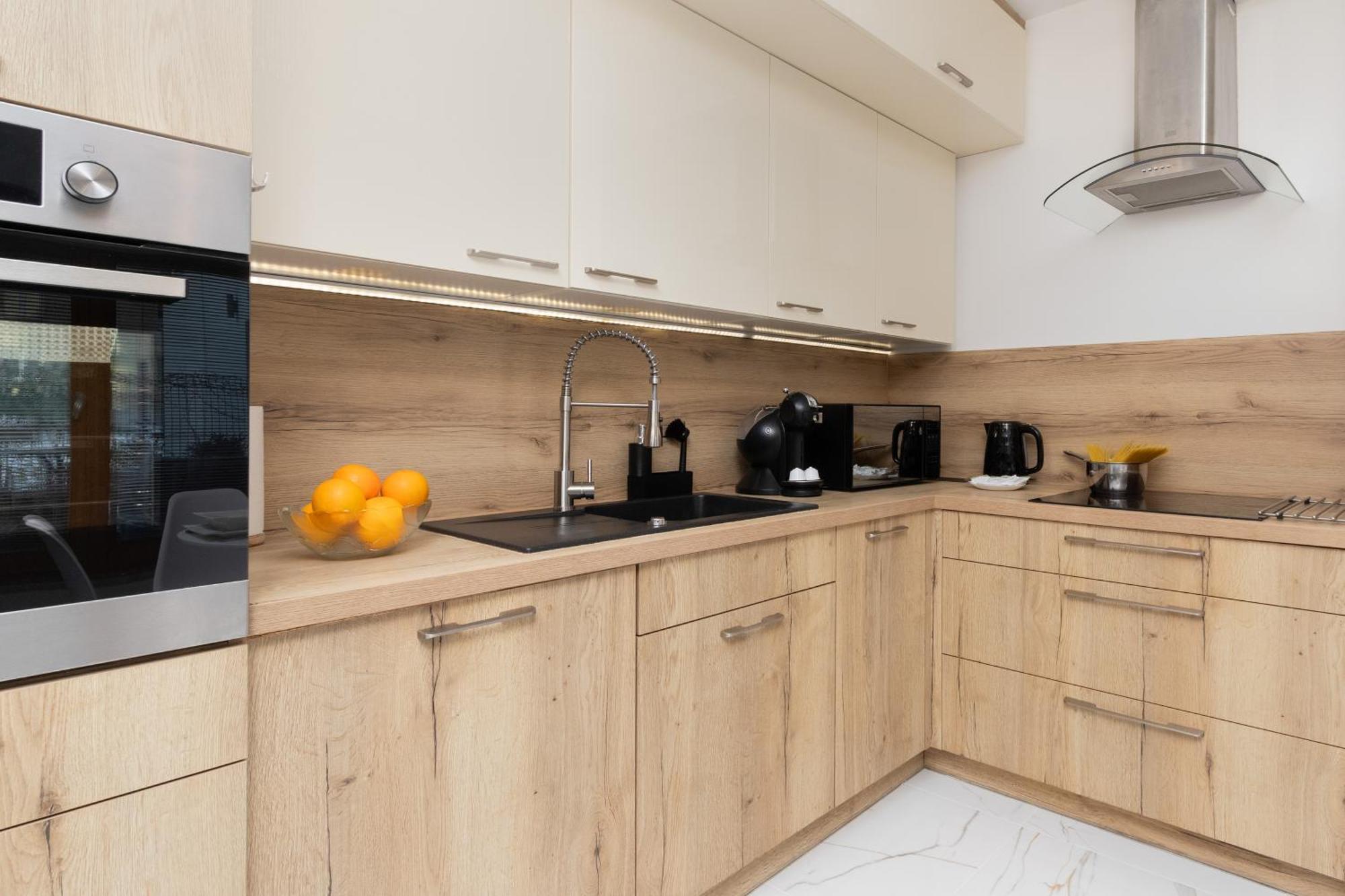 Batorego 7 Apartament With Terrace & Parking Downtown Gdynia By Renters Esterno foto