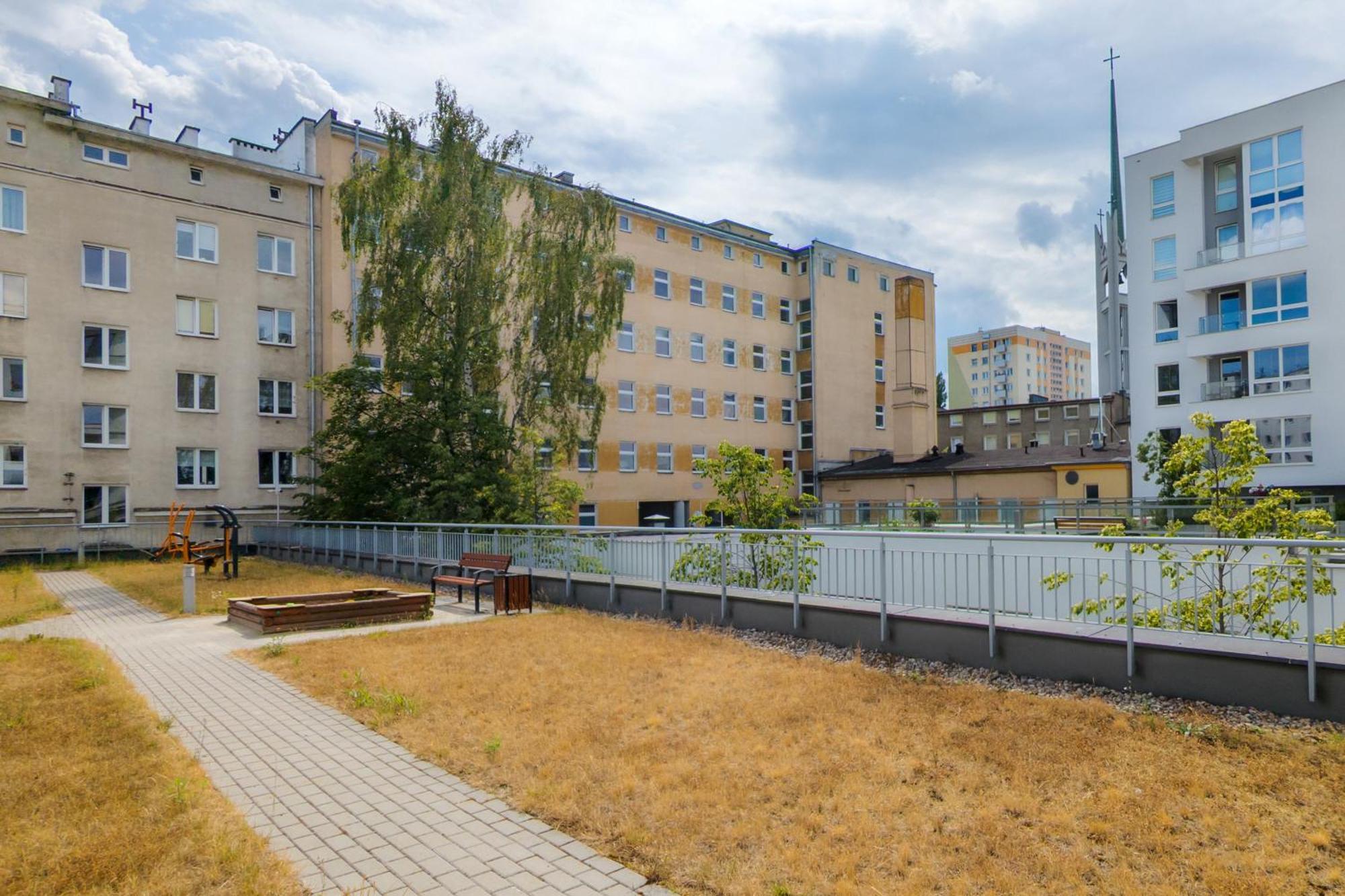 Batorego 7 Apartament With Terrace & Parking Downtown Gdynia By Renters Esterno foto
